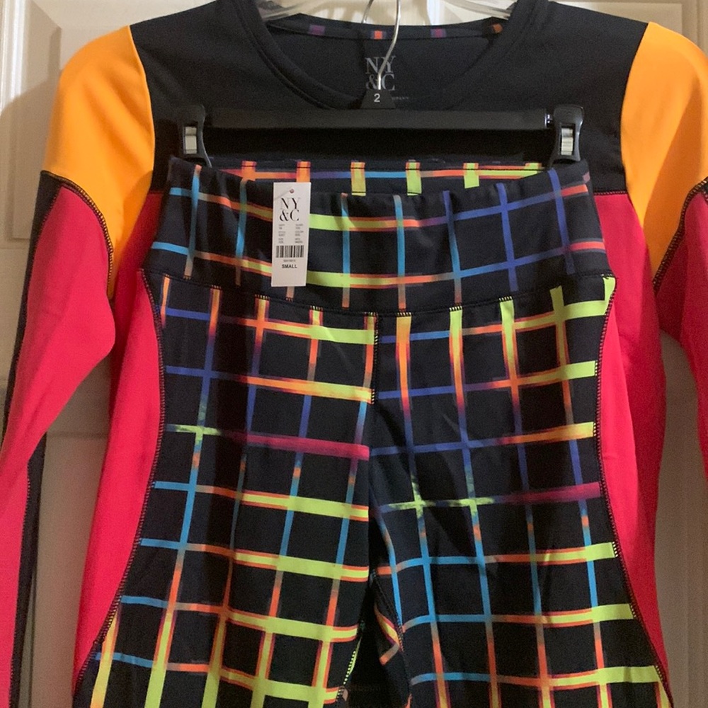 Brand new, never worn leggings set
